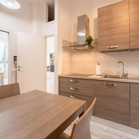 White Magnolia Appartement *