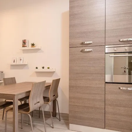 White Magnolia Appartement Como