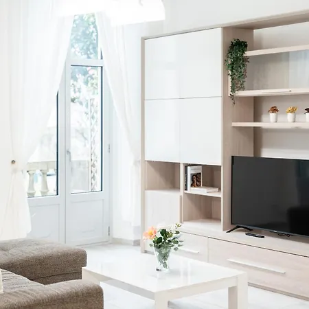 White Magnolia Appartement *